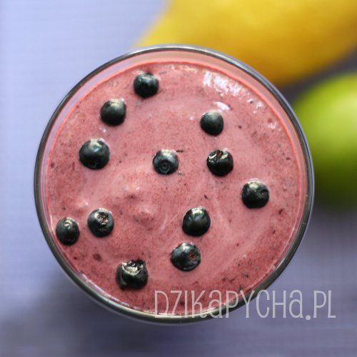 jagodowe-z-mango-i-jogurtem-2